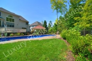 Snap Down Top Track Pool Power Cover 09